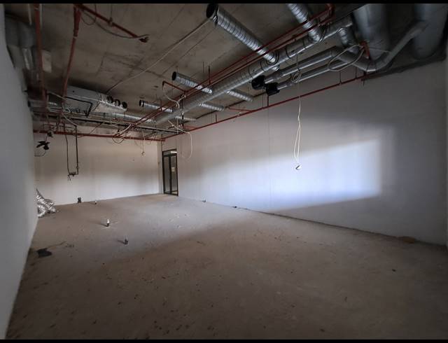 81M² OFFICE TO LET IN ILLOVO